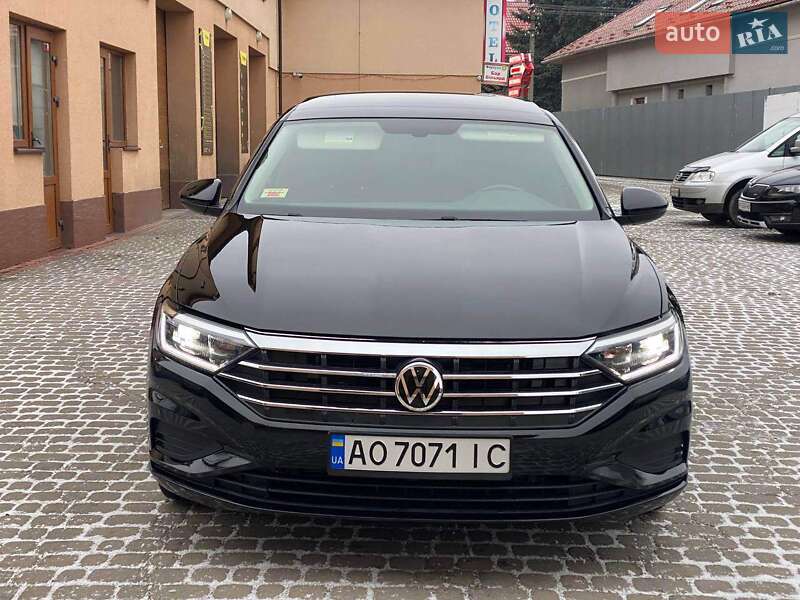 Volkswagen Jetta 2019