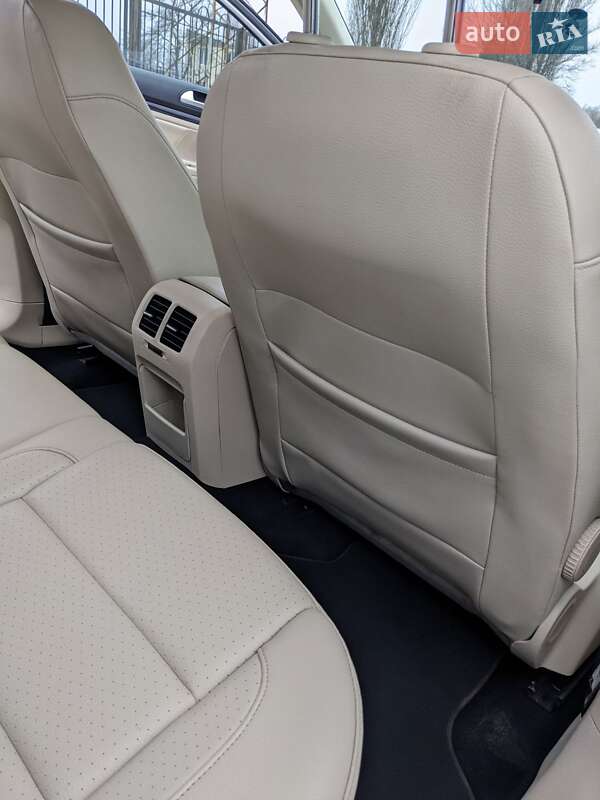 Универсал Volkswagen Jetta 2011 в Киеве фото 23 Универсал Volkswagen Jetta 2011 в Киеве