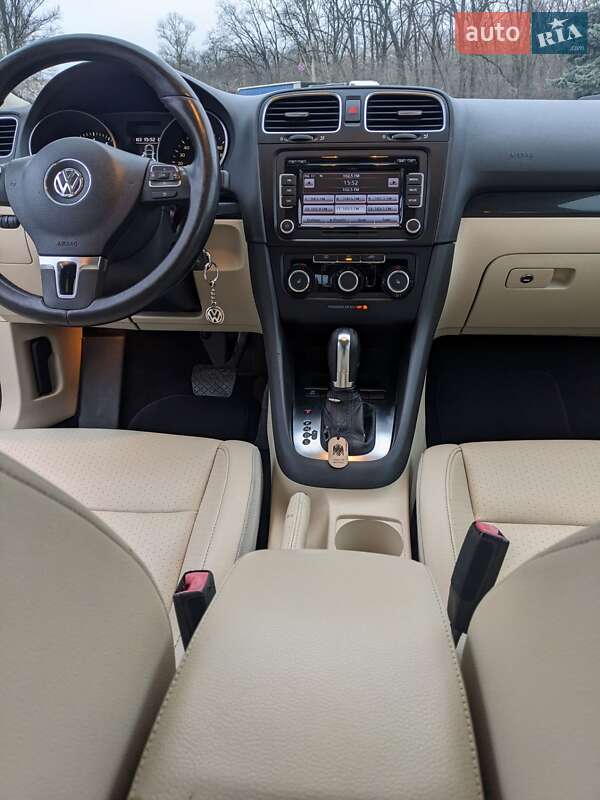 Универсал Volkswagen Jetta 2011 в Киеве фото 17 Универсал Volkswagen Jetta 2011 в Киеве