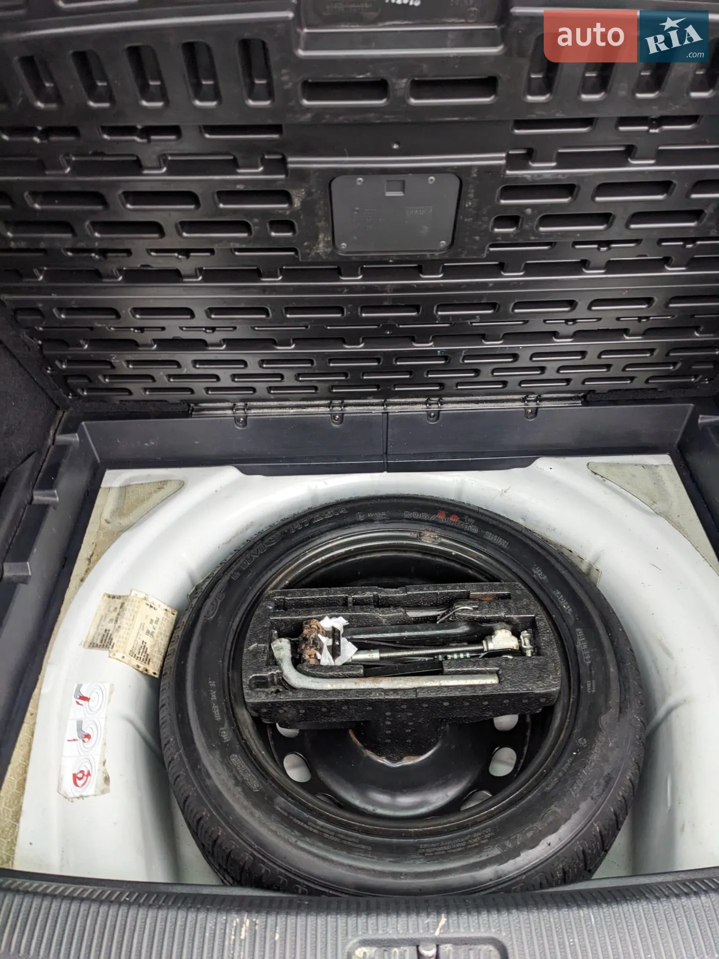 2011 Volkswagen Jetta - мініатюра 27