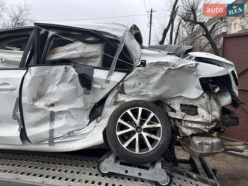 Седан Volkswagen Jetta 2015 в Кривому Розі