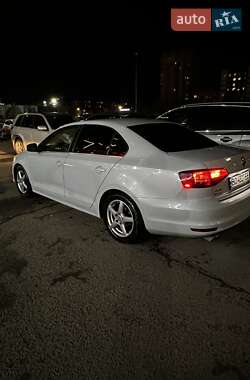 Седан Volkswagen Jetta 2017 в Львові
