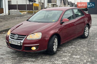 Седан Volkswagen Jetta 2006 в Вінниці