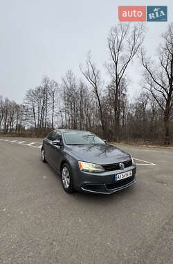 Седан Volkswagen Jetta 2012 в Києві