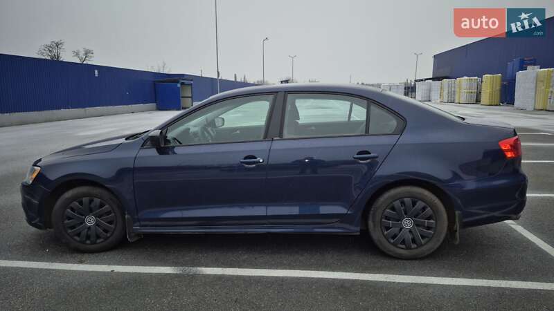 Седан Volkswagen Jetta 2014 в Полтаві