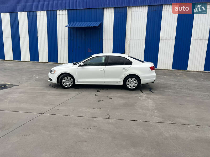 Седан Volkswagen Jetta 2014 в Одессе фото Седан Volkswagen Jetta 2014 в Одессе