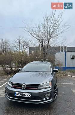 Седан Volkswagen Jetta 2013 в Харькове