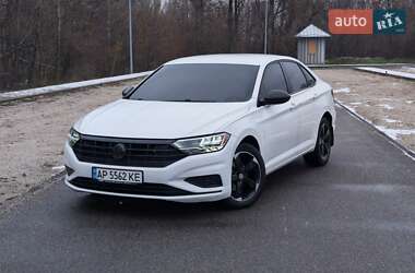 Седан Volkswagen Jetta 2018 в Дніпрі