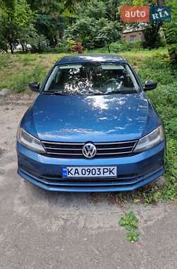 Седан Volkswagen Jetta 2015 в Киеве
