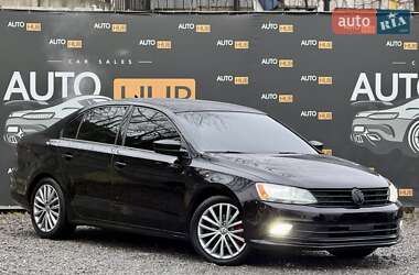 Седан Volkswagen Jetta 2016 в Харкові