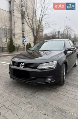 Седан Volkswagen Jetta 2012 в Вінниці