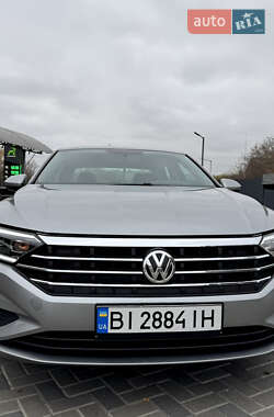 Седан Volkswagen Jetta 2020 в Полтаве