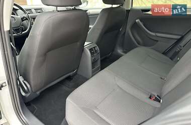Седан Volkswagen Jetta 2016 в Одессе