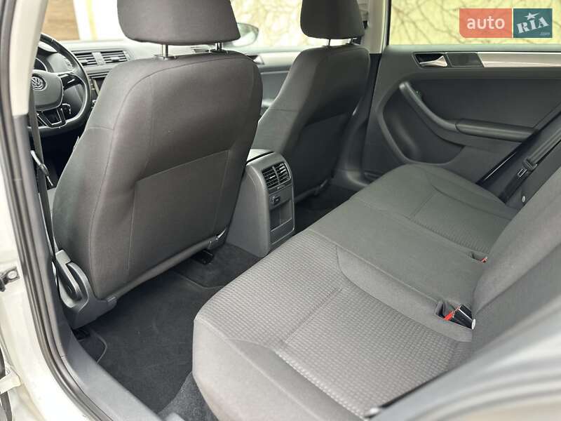 Седан Volkswagen Jetta 2016 в Одессе