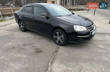 Седан Volkswagen Jetta 2006 в Украинке