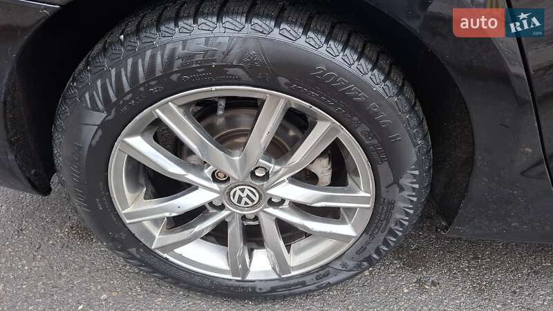 Седан Volkswagen Jetta 2012 в Харкові