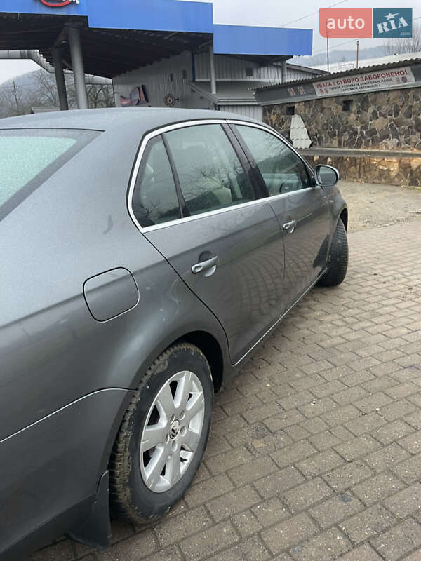 Седан Volkswagen Jetta 2006 в Косове
