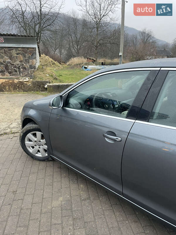 Седан Volkswagen Jetta 2006 в Косове