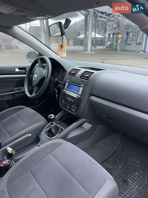 Седан Volkswagen Jetta 2006 в Косове