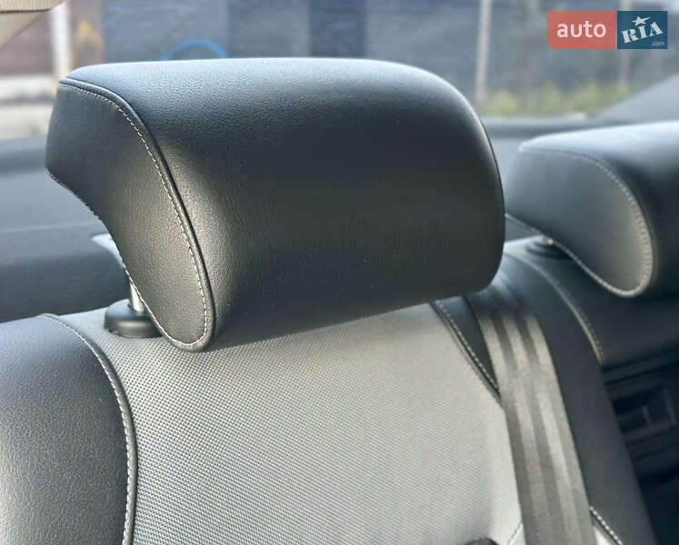 Седан Volkswagen Jetta 2016 в Киеве