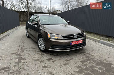 Седан Volkswagen Jetta 2015 в Житомире