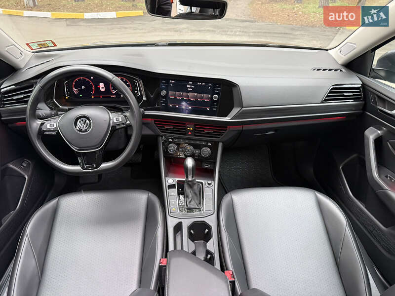 Седан Volkswagen Jetta 2018 в Білогородці