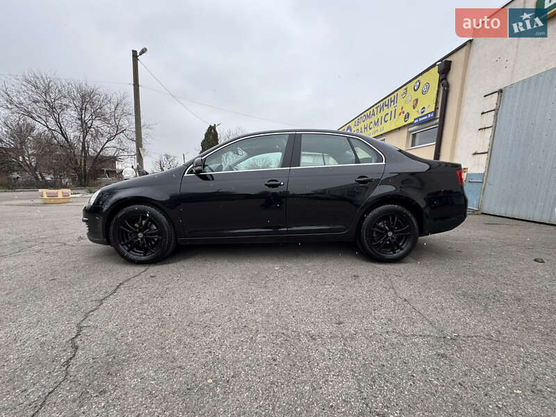Седан Volkswagen Jetta 2008 в Запорожье