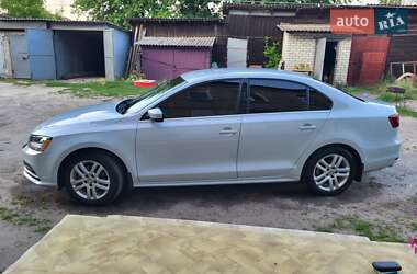 Седан Volkswagen Jetta 2017 в Харькове