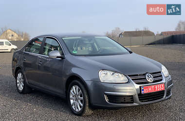 Седан Volkswagen Jetta 2007 в Староконстантинове