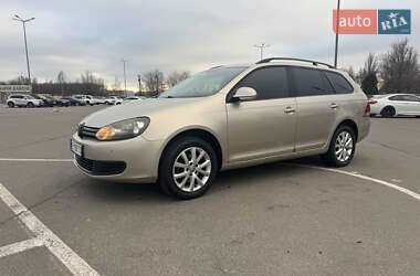 Універсал Volkswagen Jetta 2012 в Дніпрі