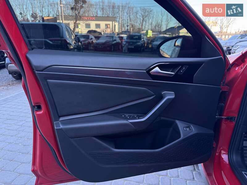 Седан Volkswagen Jetta 2020 в Виннице