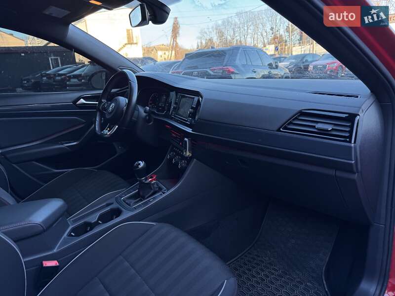 Седан Volkswagen Jetta 2020 в Виннице