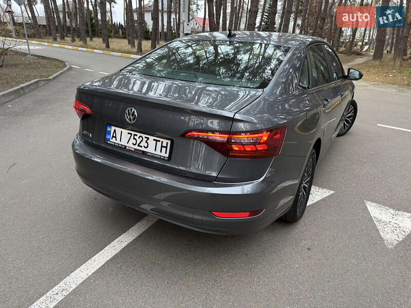 Седан Volkswagen Jetta 2018 в Білогородці