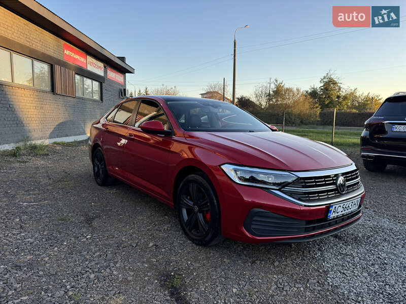 Седан Volkswagen Jetta 2022 в Луцьку