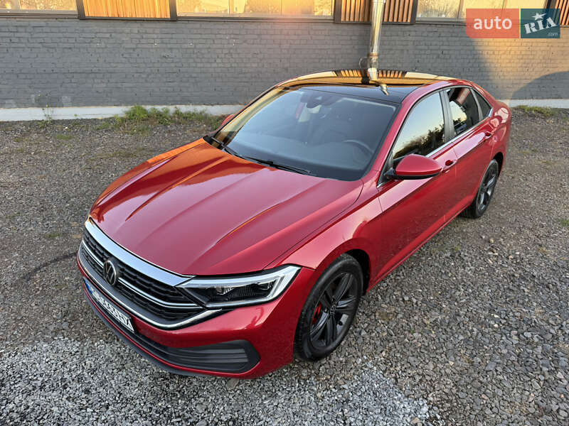 Седан Volkswagen Jetta 2022 в Луцьку