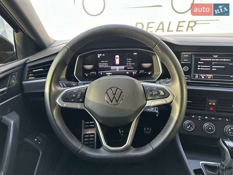 Седан Volkswagen Jetta 2023 в Киеве