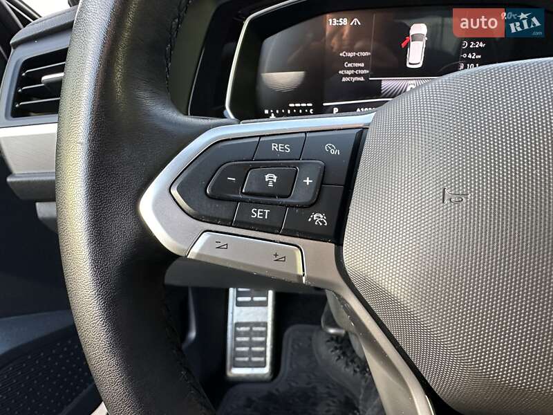 Седан Volkswagen Jetta 2023 в Киеве