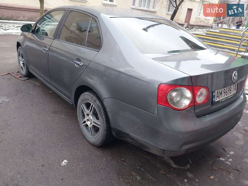 Седан Volkswagen Jetta 2008 в Житомирі