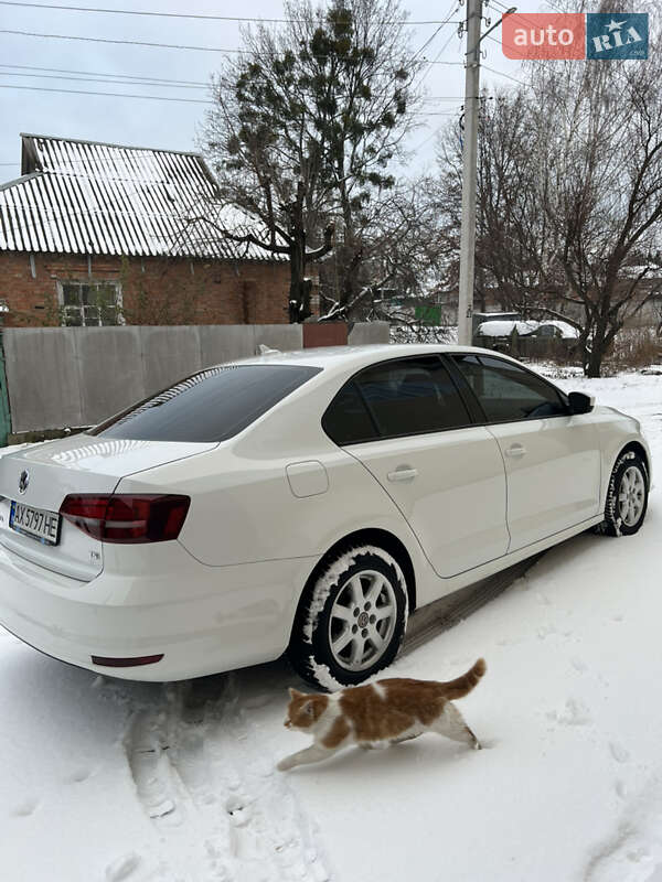 Седан Volkswagen Jetta 2016 в Харкові