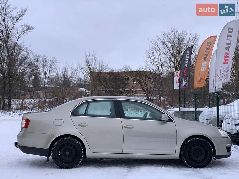 Седан Volkswagen Jetta 2005 в Бердичеві