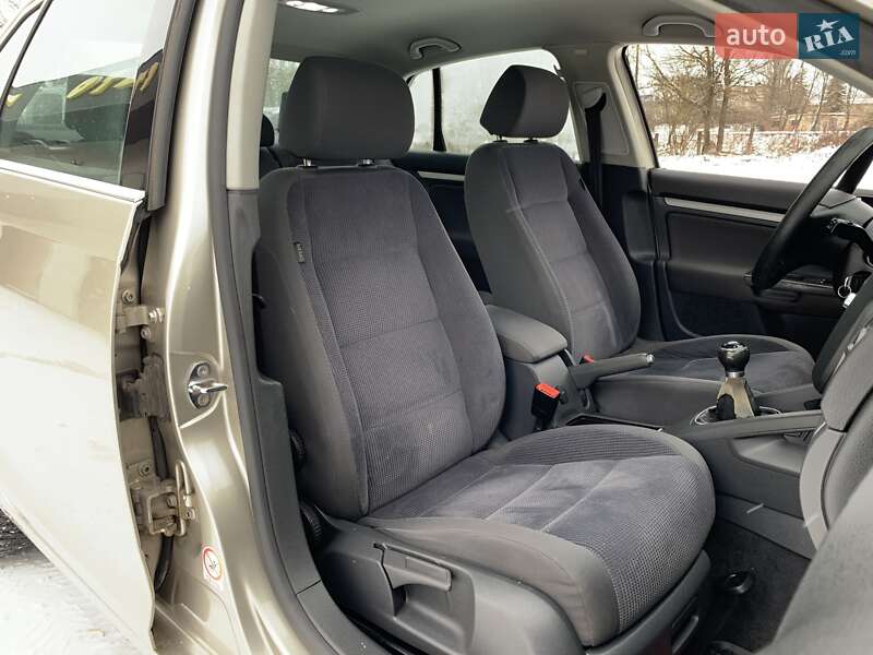 Седан Volkswagen Jetta 2005 в Бердичеві