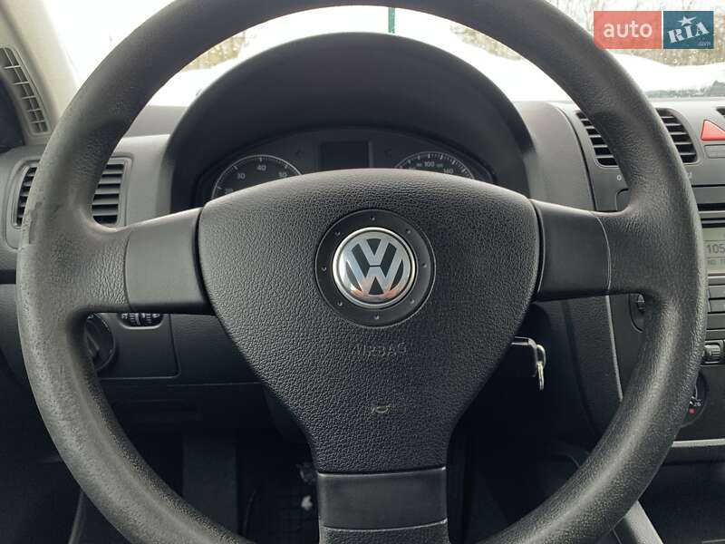 Седан Volkswagen Jetta 2005 в Бердичеві