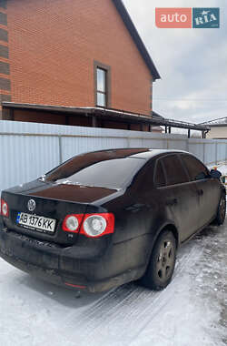 Седан Volkswagen Jetta 2006 в Вінниці