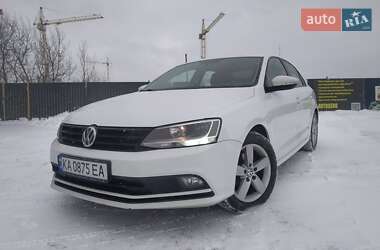 Седан Volkswagen Jetta 2016 в Хмельницком