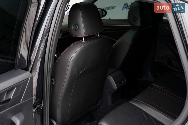 Седан Volkswagen Jetta 2021 в Києві