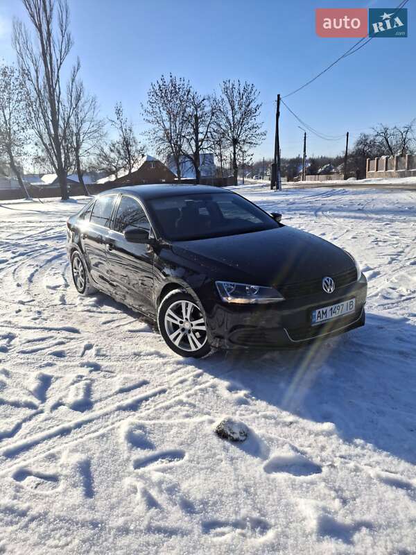 Volkswagen Jetta 2014