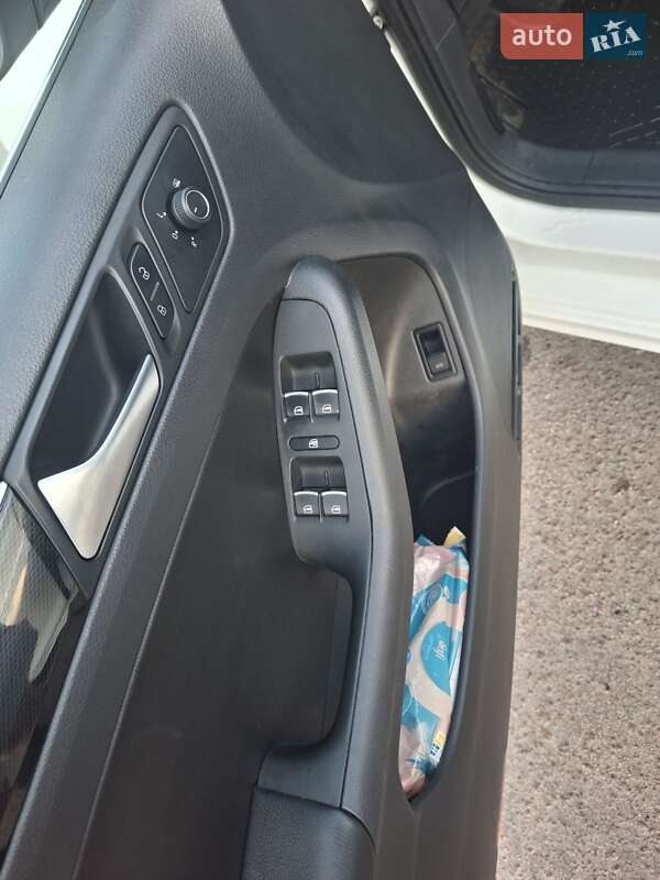 Седан Volkswagen Jetta 2016 в Житомирі