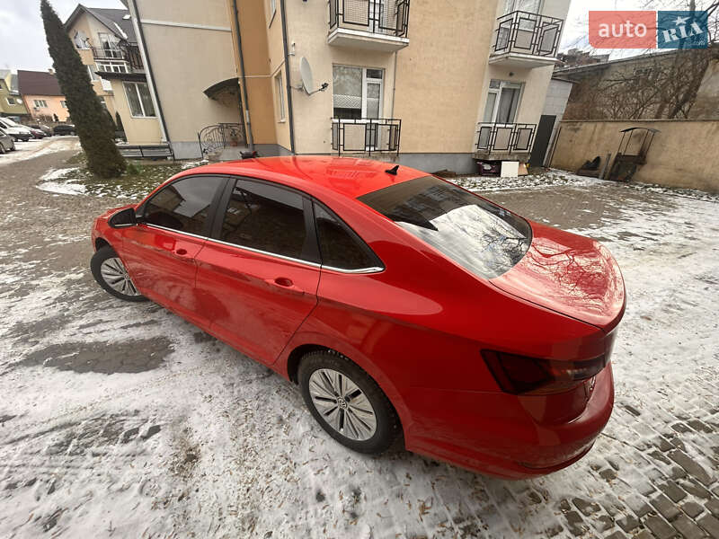 Седан Volkswagen Jetta 2018 в Самборі