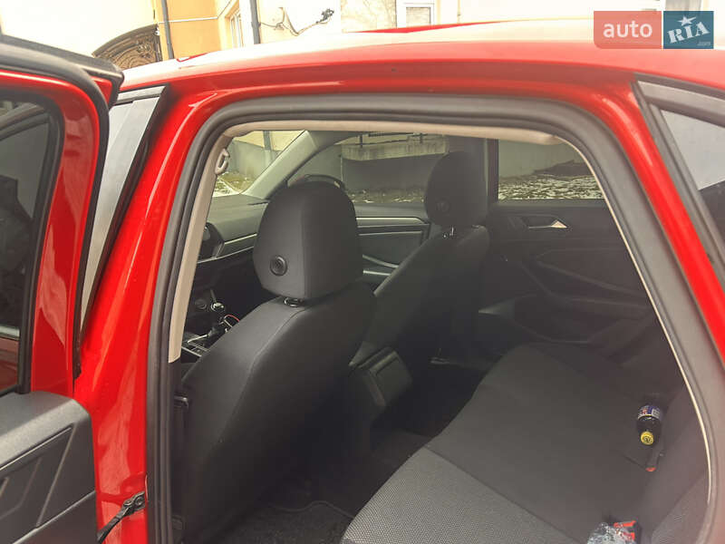 Седан Volkswagen Jetta 2018 в Самборі