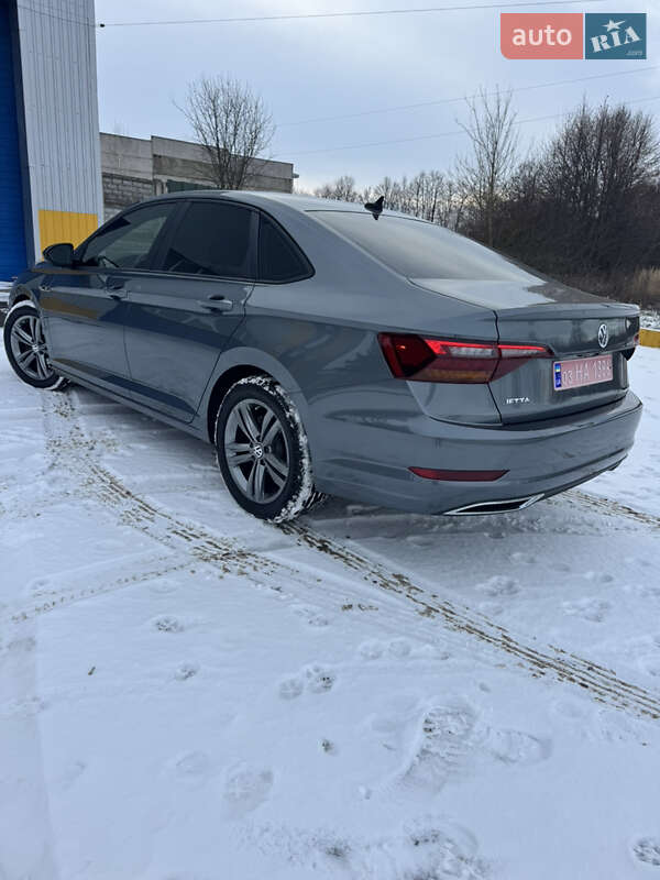 Седан Volkswagen Jetta 2019 в Луцьку